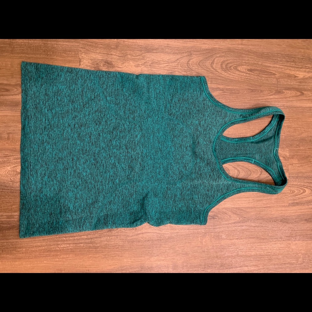 Lululemon Razor back (seafoam green)